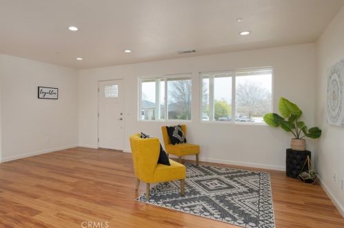 61 La Cresenta Dr, Oroville CA  95965-3510 exterior