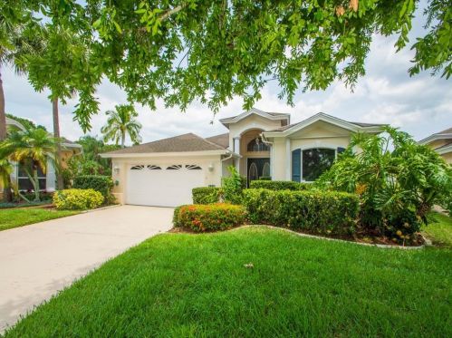 643 Venetto Ct, Fort Pierce, FL 34986-1706