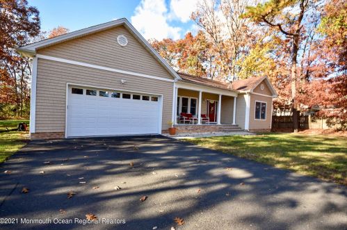 309 Melrose St, Bricktown, NJ 08724-2598