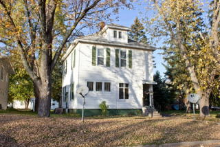 112 Myron St, Wausau, WI 54401-6128