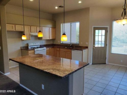 2142 Electra Ln, Phoenix AZ  85024-8608 exterior