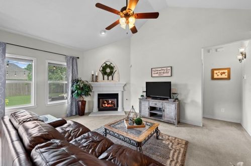 5801 Greenmeadow Dr, Argyle TX  76226-2266 exterior