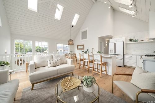 502 Le Point St, Pismo Beach CA  93420-2828 exterior