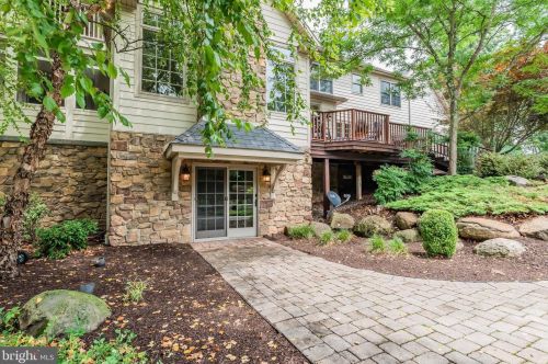 644 Southridge Dr, Navy Sup Dpt PA  17055-6025 exterior