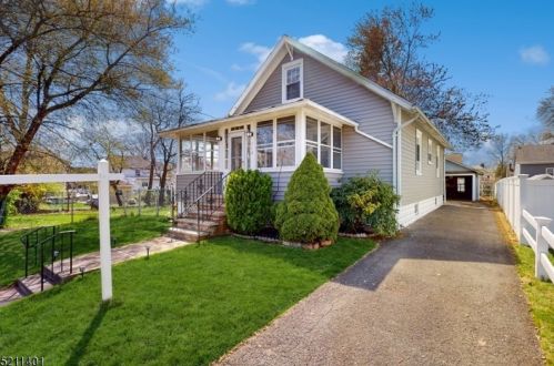 716 Willis Pl, Roselle Park, NJ 07204-1227