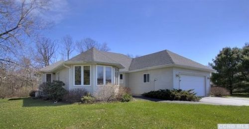 11 Jensen Ln, Copake, NY 12516-1045