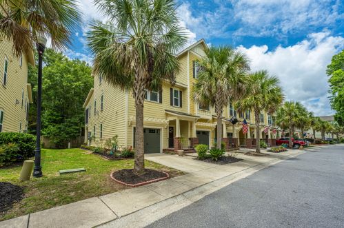 1243 Dingle Rd, Mount Pleasant SC  29466-9386 exterior