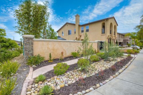 11381 Silver Oak Ln, San Diego, CA 92131-4237