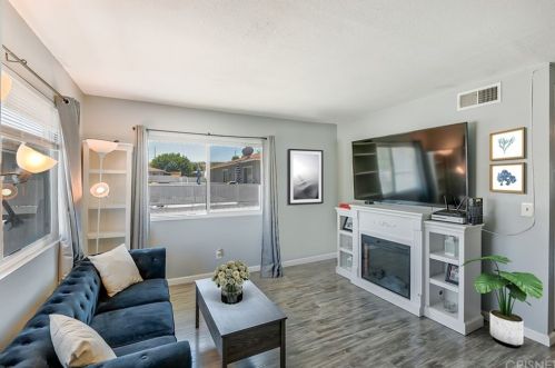 20871 Plum Canyon Rd, Santa Clarita, CA 91350-2029