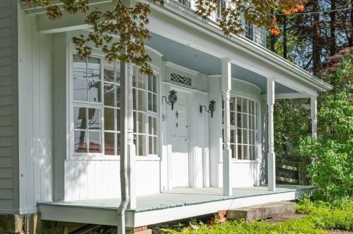 261 Westchester Ave, Scotts Corners, NY 10576-1714