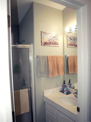 6460 Convoy Ct, San Diego CA  92117-2323 exterior