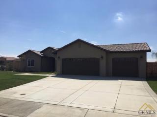 10407 Barbeau Peak Dr, Bakersfield, CA 93306-7860