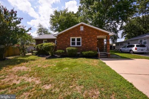 3873 Evelyn Dr, Wilmington DE  19808-4644 exterior