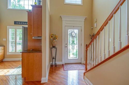 1525 Staunton Dr, Moon Twp, PA 15108-8975