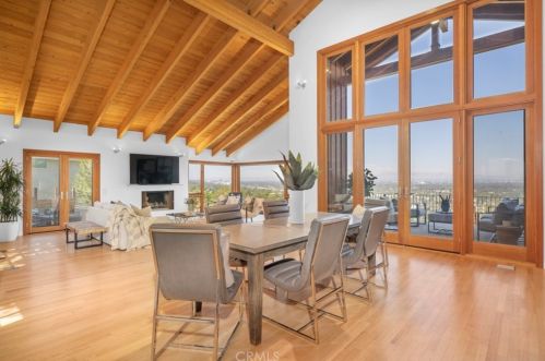 3762 Alta Mesa Dr, North Hollywood, CA 91604-4005