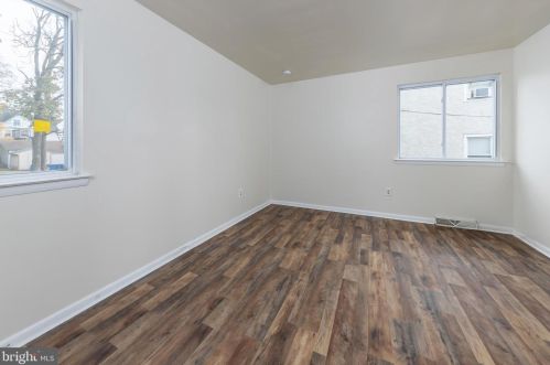 225 Station Ave, West Deptford NJ  08093-1143 exterior