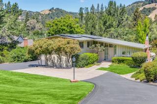 3830 Palo Alto Dr, Lafayette, CA 94549-2904