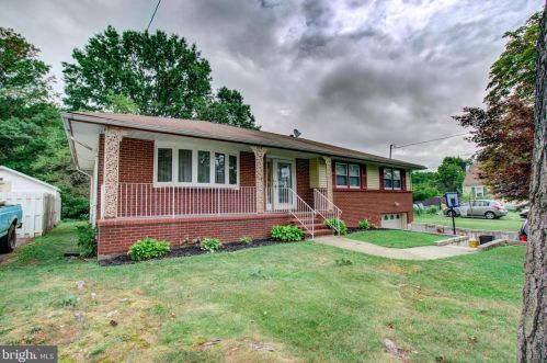 12 Mabel St, Trenton, NJ 08638-2312