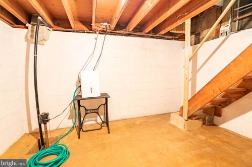 1113 Roeloffs Rd, Yardley PA  19067-4514 exterior