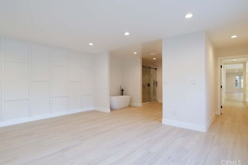 11512 La Maida St, North Hollywood CA  91601-4323 exterior