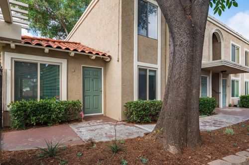 1240 Broadway, Escondido, CA 92026-2835