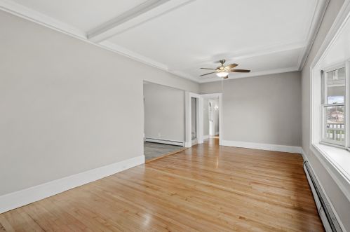 640 Mast Rd, Goffstown NH  03045 exterior