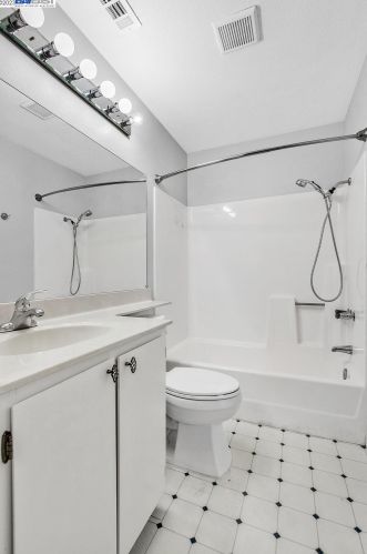 1553 Buttercup Ct, Livermore CA  94551-6718 exterior