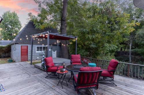 212 Riverside Ave, Ben Lomond CA  95005-9588 exterior