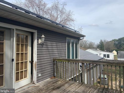 104 Broad Creek Rd, Laurel DE  19956-1124 exterior