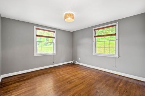 418 980 Rd, Mc Donald PA  15057-2886 exterior