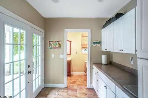 6 Natale Dr, Sparta NJ  07871-3034 exterior