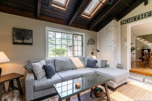 25 Losee Dr, Litchfield CT  06778-2507 exterior