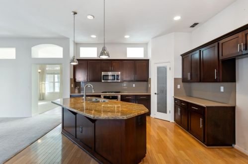 9247 Brown Rd, Elk Grove CA  95624-3917 exterior