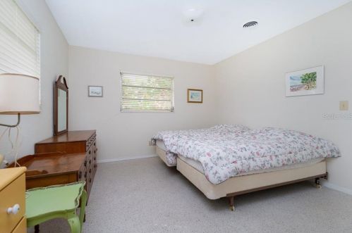 108 Lyons Bay Rd, Nokomis FL 34275-3015 exterior