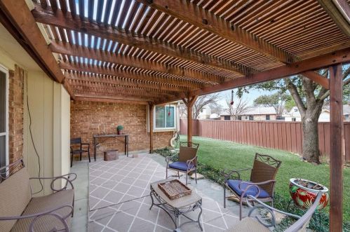 1404 Superior Dr, Lewisville, TX 75028-2117