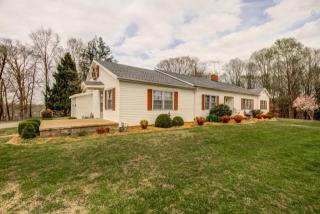 2526 Ford St, Clarksville, TN 37042-4358