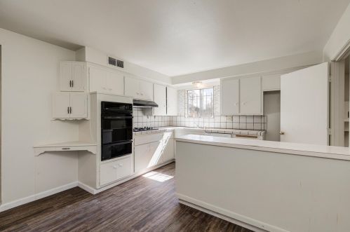 10165 La Gloria Way, Rancho Cordova CA  95670-3163 exterior