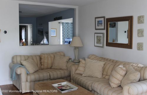 605 Delaware Ave, Point Pleasant Beach NJ  08742-4008 exterior