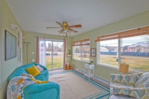 31 Wells Rd, Granby CT  06035-1604 exterior