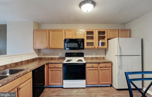 28 Quillen St, Dover DE  19904-5686 exterior