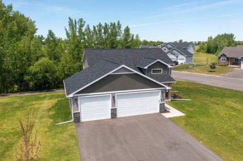311 Lachermeier Ln, Waverly MN  55390-4515 exterior