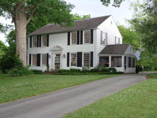 4001 Tazewell Pike, Knoxville, TN 37918-2546