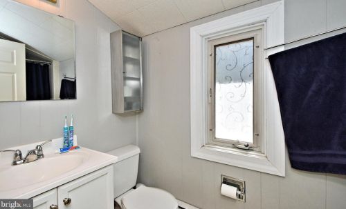 311 Independence Rd, Norristown PA  19403-4021 exterior