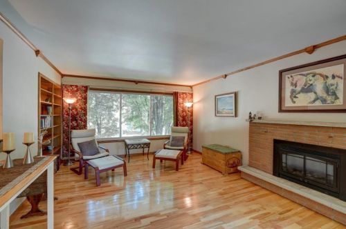 5509 Regent St, Madison, WI 53705-4630