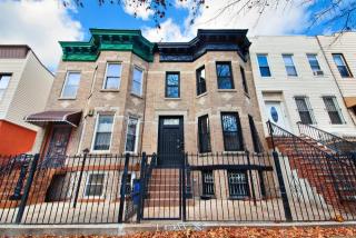 1355 Park Pl, Brooklyn, NY 11213-2902