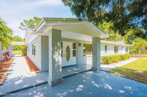 5870 Courtenay Pkwy, Merritt Island, FL 32953-7229