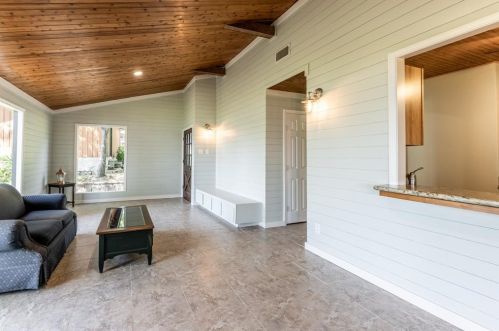 227 Sassafras Dr, Chita TX  75862-6812 exterior