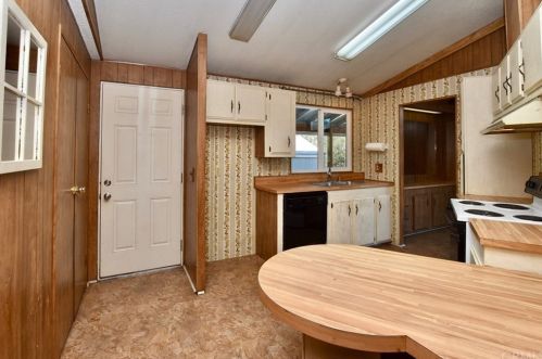 3243 Eagle Point Ln, Lake Nacimiento CA  93446-4130 exterior