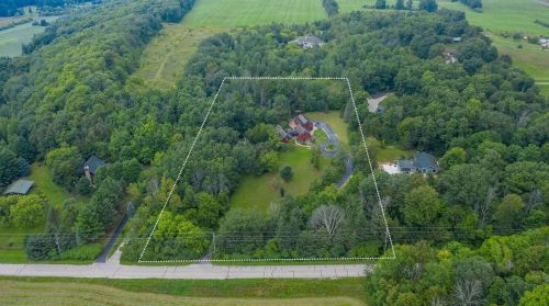 3800 Pleasant Valley Rd, West Bend, WI 53095-9272