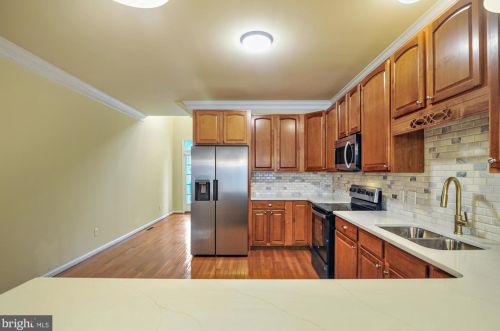 15 Harcrest Ct, Dover DE  19901-6459 exterior